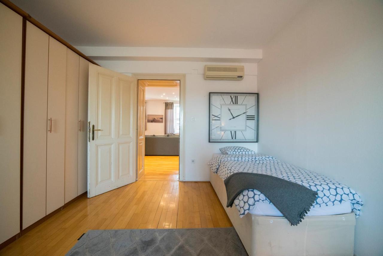 Octogon Apartment Zagreb Eksteriør bilde